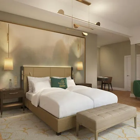 Falkenstein Grand, Autograph Collection 5*