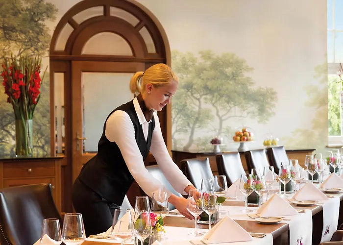 Falkenstein Grand, Autograph Collection