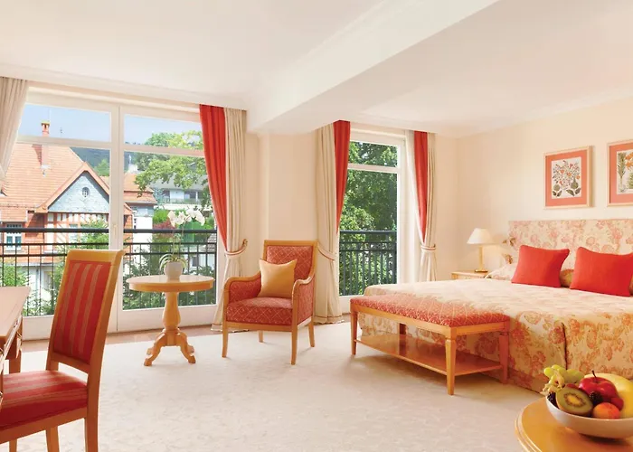 Falkenstein Grand, Autograph Collection 5*