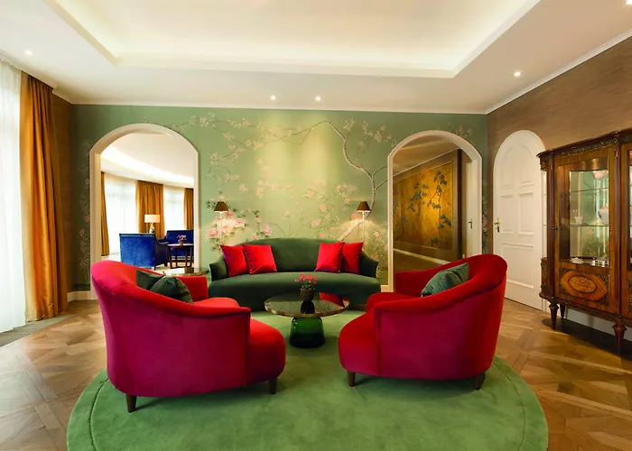 Falkenstein Grand, Autograph Collection